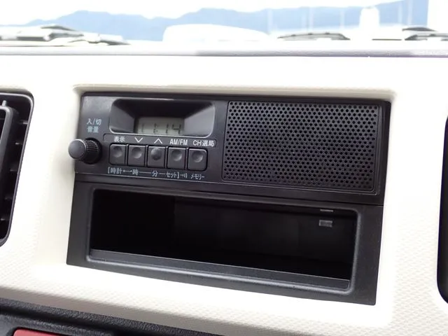 アルトバン（スズキ）の車両写真