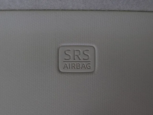 マツダ　デミオ