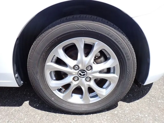 マツダ　デミオ