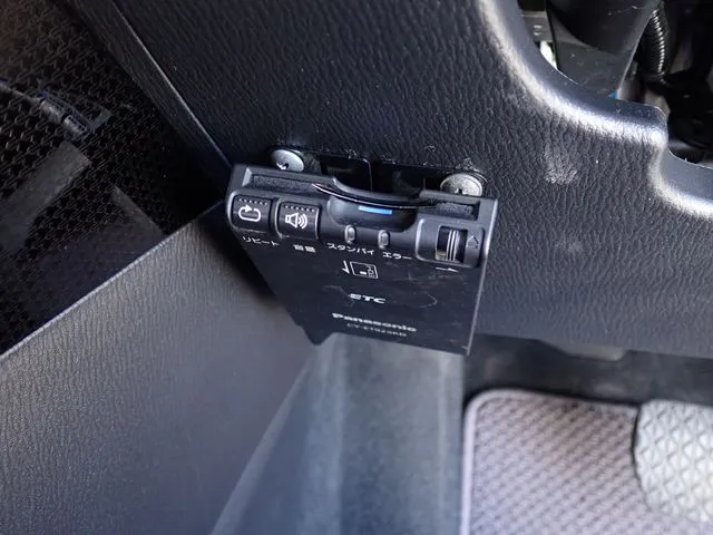 マツダ　デミオ