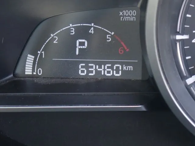 マツダ　デミオ