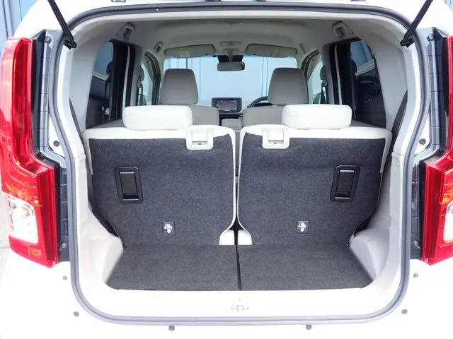 ダイハツ　ムーヴ