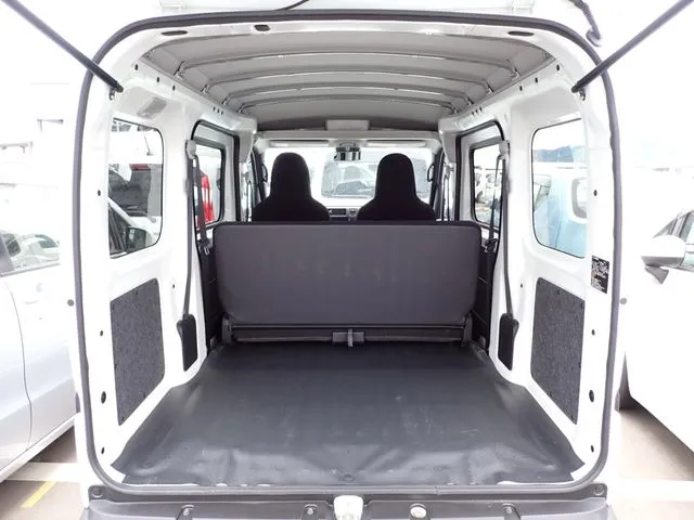 ダイハツ　ハイゼットカーゴ