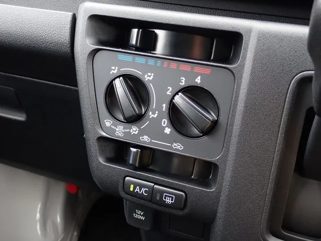 ダイハツ　ハイゼットカーゴ