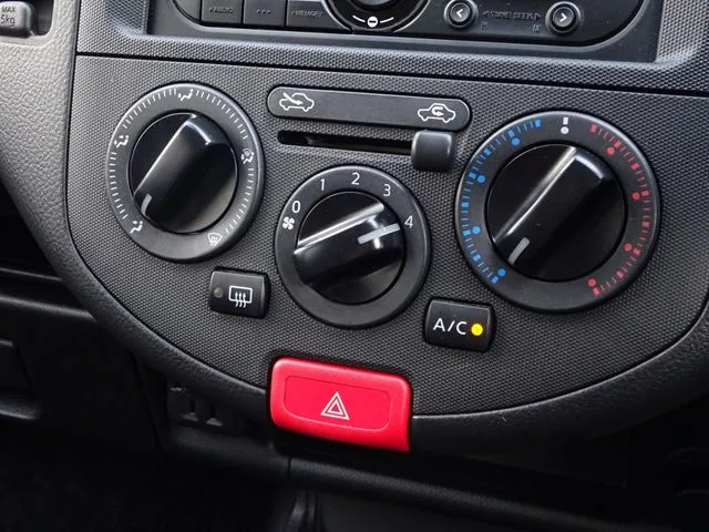 ＮＶ１５０　ＡＤ　２ＷＤ（ニッサン）の車両写真