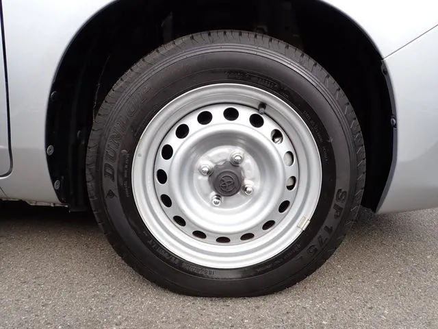 トヨタ　プロボックスバン　２ＷＤ