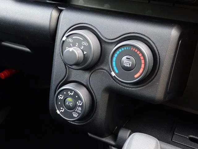 トヨタ　プロボックスバン　２ＷＤ