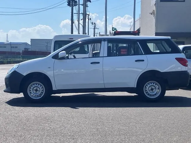 ニッサン　ＮＶ１５０　ＡＤ　４ＷＤ