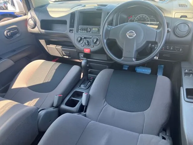 ニッサン　ＮＶ１５０　ＡＤ　４ＷＤ