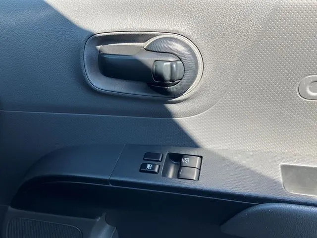 ニッサン　ＮＶ１５０　ＡＤ　４ＷＤ