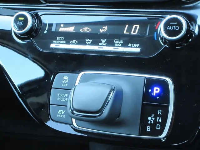 アクア(トヨタ)の車両写真