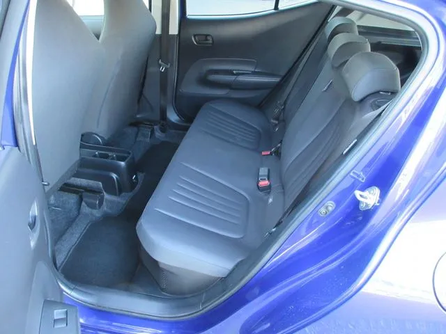 アクア(トヨタ)の車両写真