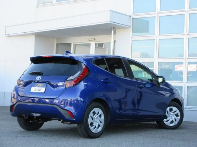 アクア(トヨタ)の車両写真