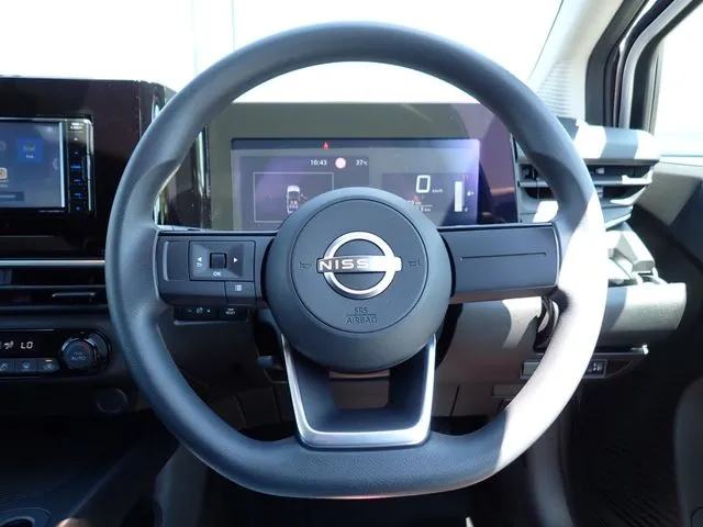 ノート（ニッサン）の車両写真