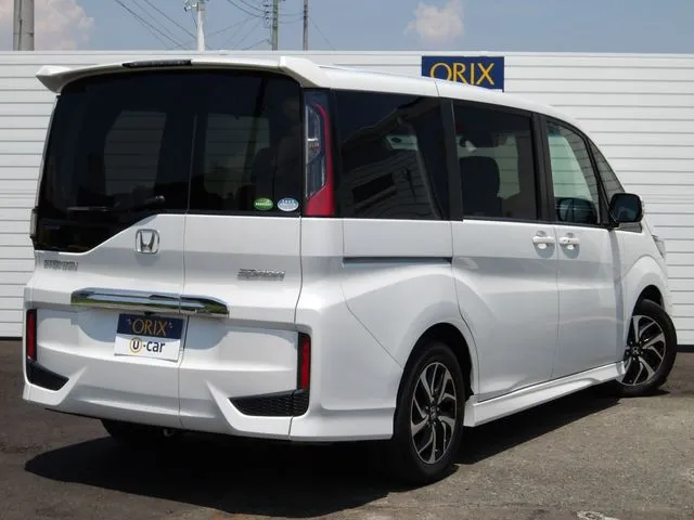 ステップワゴン スパーダ(ホンダ)の車両写真