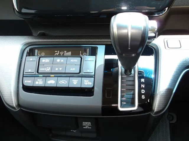 ステップワゴン スパーダ(ホンダ)の車両写真