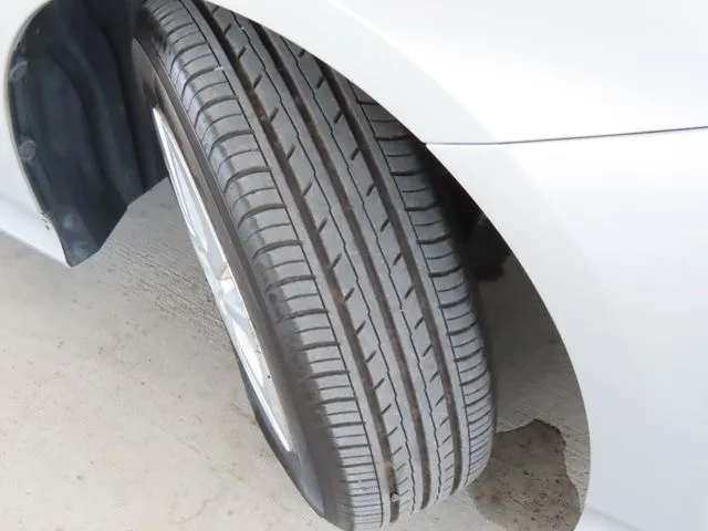 トヨタ　プリウス