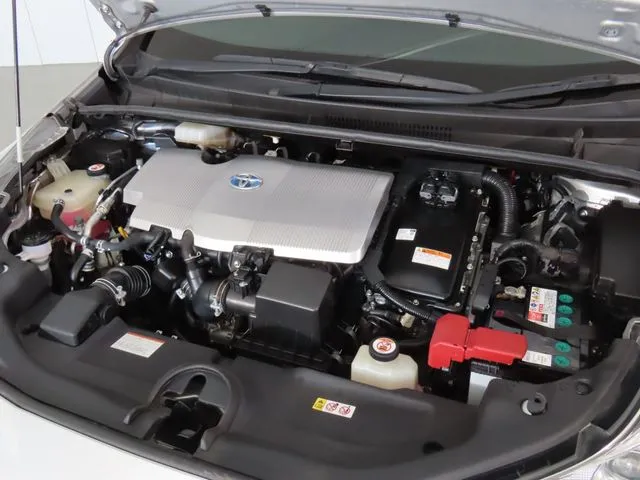 トヨタ　プリウス