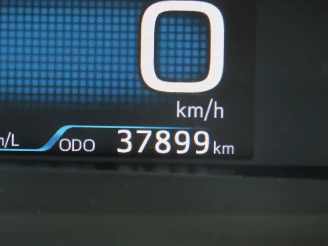 トヨタ　プリウス