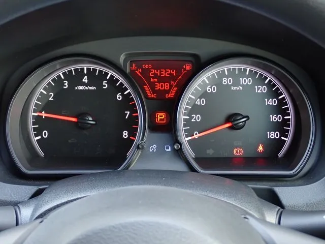 ニッサン　ノート