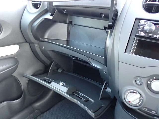 ニッサン　ノート