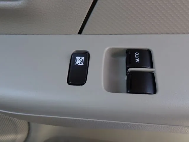 スズキ　エブリイバン