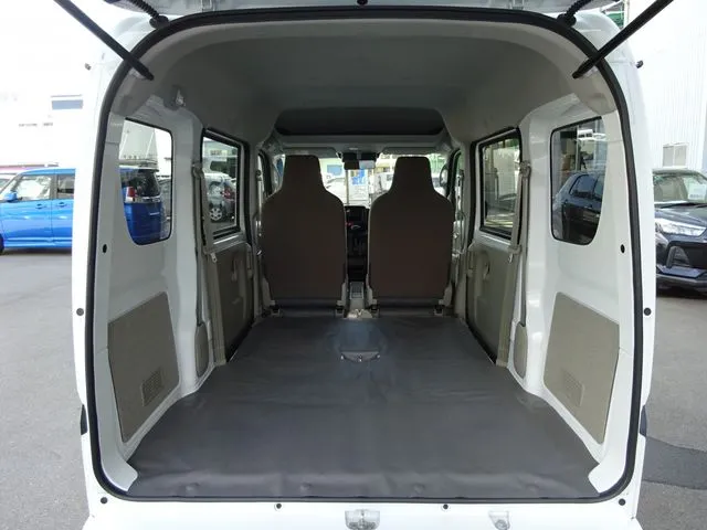 スズキ　エブリイバン