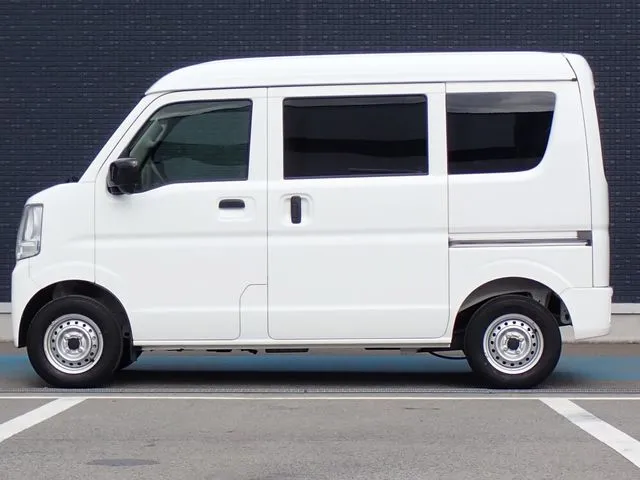 スズキ　エブリイバン