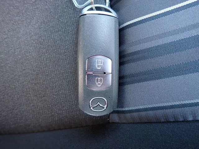 マツダ　ＭＡＺＤＡ２