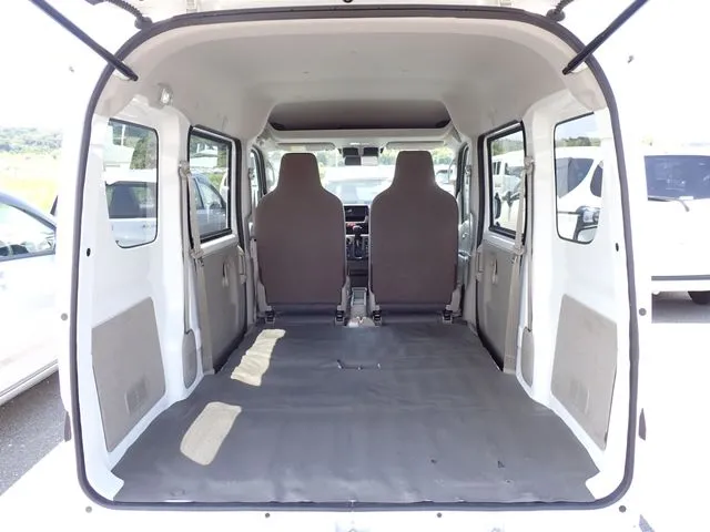 エブリイバン(スズキ)の車両写真