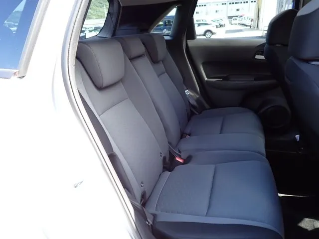 フィット　ｅ：ＨＥＶ（ホンダ）の車両写真