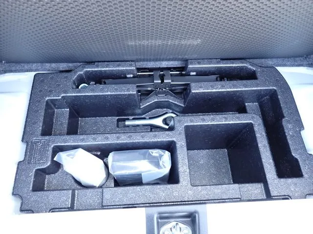 ミラ　イース（ダイハツ）の車両写真