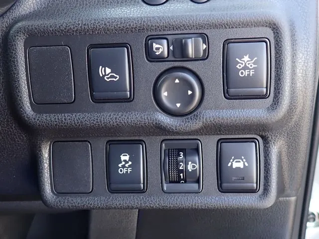 ノート（ニッサン）の車両写真