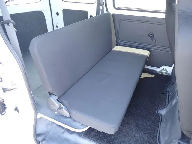 ハイゼットカーゴ（ダイハツ）の車両写真