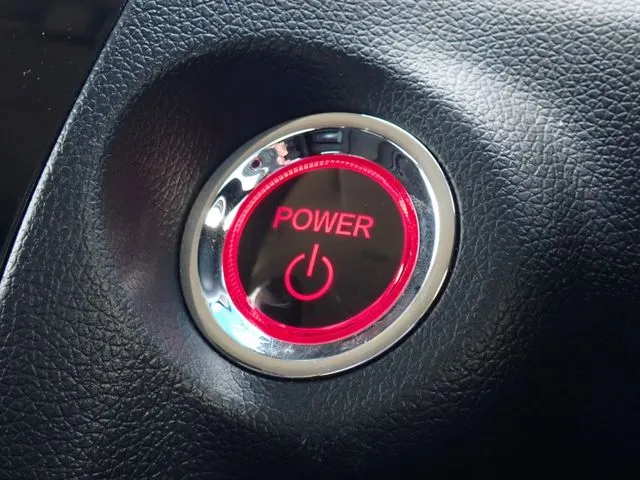 シャトル　ハイブリッド（ホンダ）の車両写真