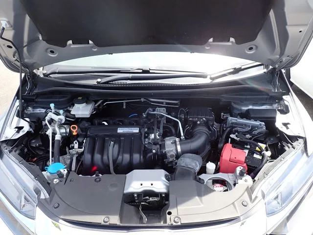 シャトル　ハイブリッド（ホンダ）の車両写真