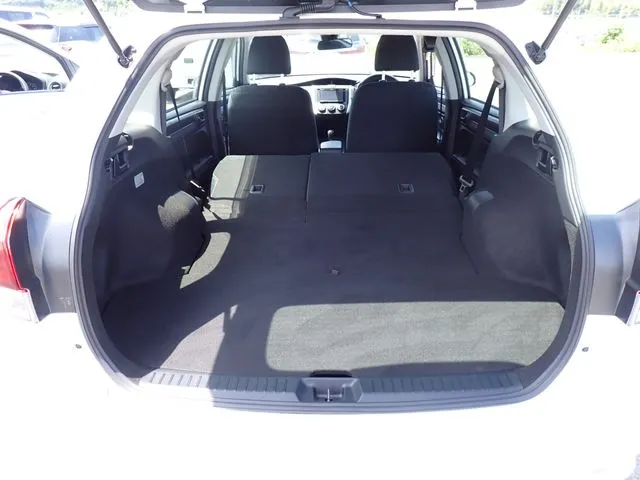 トヨタ　カローラフィールダー