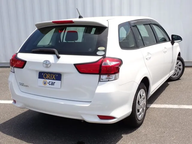 トヨタ　カローラフィールダー