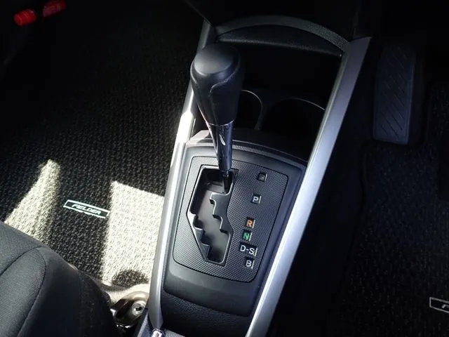 トヨタ　カローラフィールダー