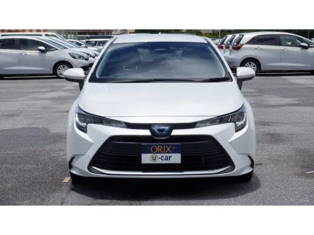 カローラ ツーリング ハイブリッド(トヨタ)の車両写真