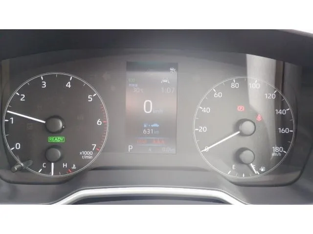 カローラ ツーリング ハイブリッド(トヨタ)の車両写真