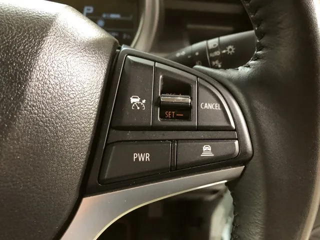 スペーシア　ギア（スズキ）の車両写真