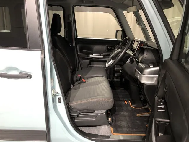 スペーシア　ギア（スズキ）の車両写真