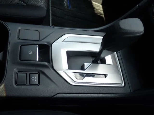 インプレッサスポーツ 4WD(スバル)の車両写真