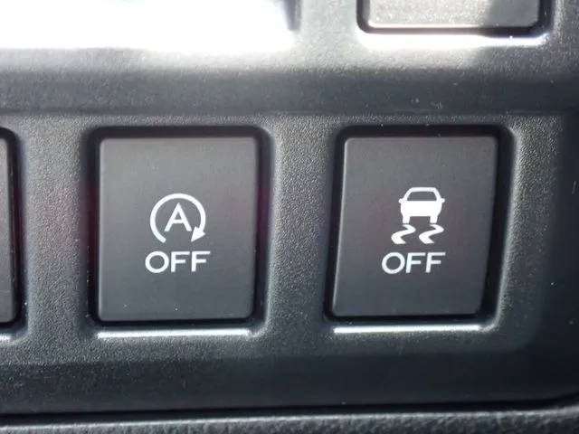 インプレッサスポーツ 4WD(スバル)の車両写真