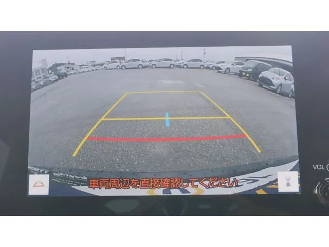 トヨタ　カローラ　ツーリング　ハイブリッド