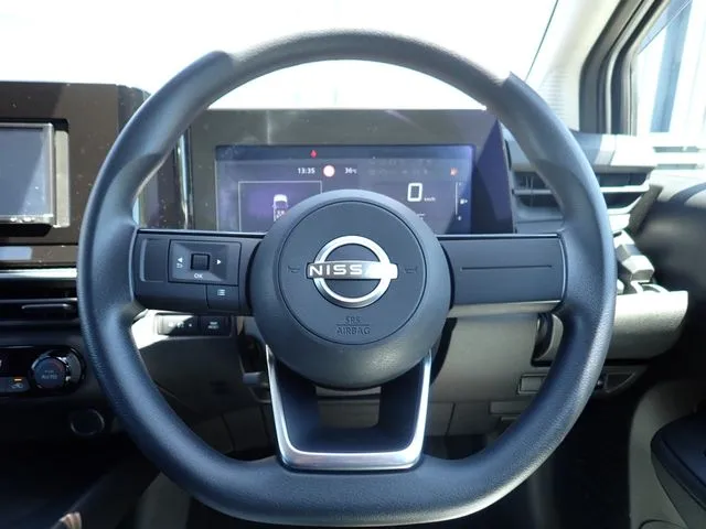 ニッサン　ノート