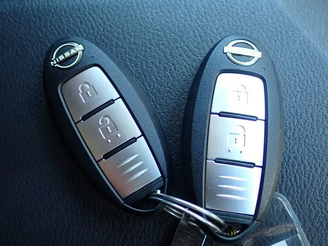 ニッサン　ノート