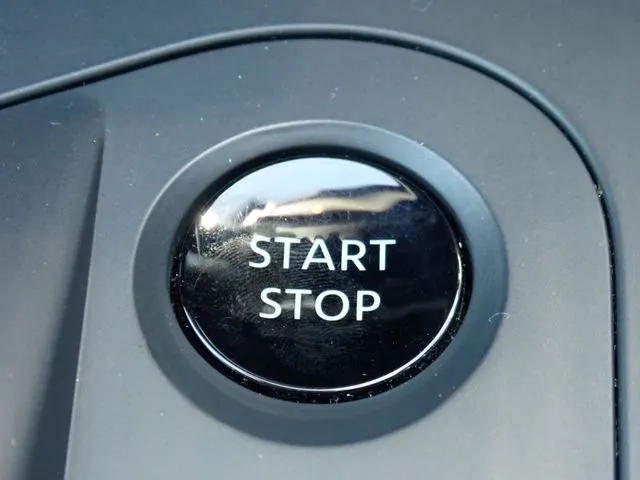 ニッサン　ノート