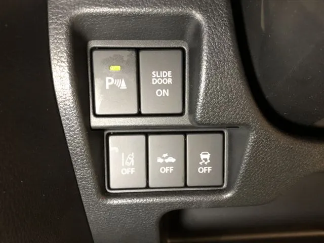 スペーシア カスタム(スズキ)の車両写真